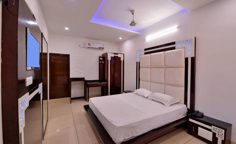 Hotel Sahil Palace Rupnagar  Luaran gambar